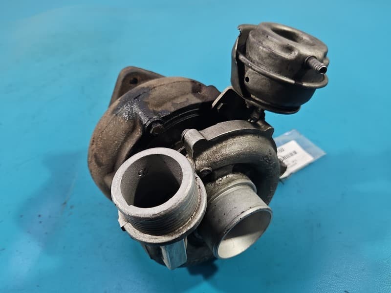 Turbosprężarka Volvo XC90 I 02- 2,4 D5 163KM 8689592 723167-4