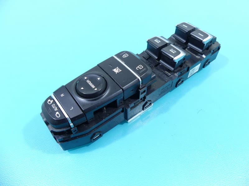 Przełącznik szyb Kia Optima IV 15-20 EU 299158158 299158167 93570A8AE0BYF