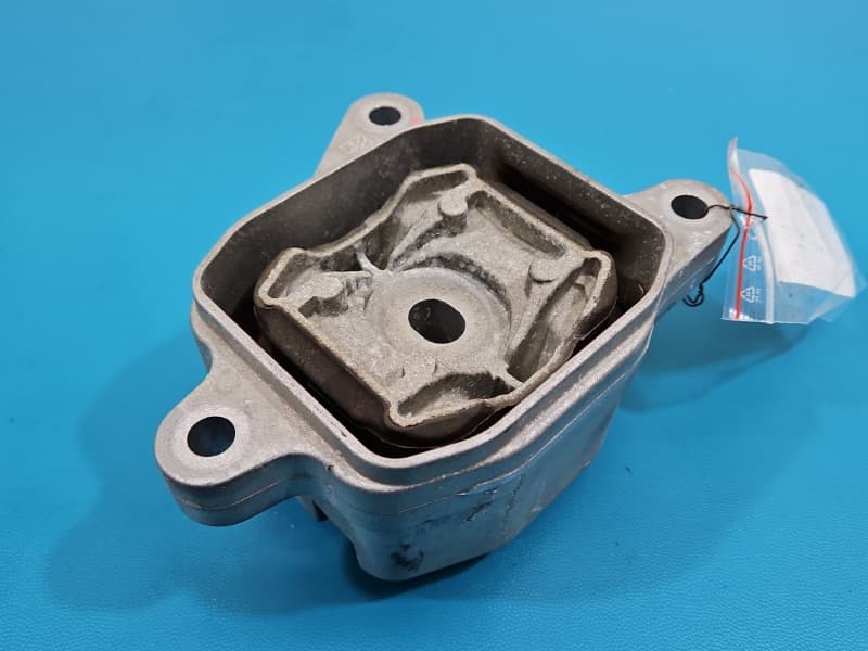 Poduszka silnika BMW iX1 U11 0,0 elektryczny 9894729