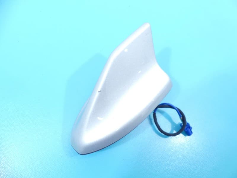 Antena Ford Focus Mk4 GR2T-19K351-AAZJAC srebrny