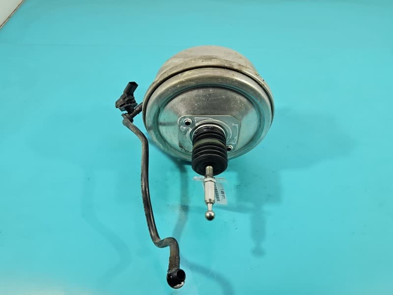 Serwo hamulcowe AUDI A6 C7 3,0 TDI 4G1612103G