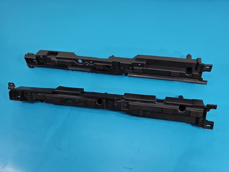 Mocowanie uchwyt 2el komplet BMW X5 F15 7145914 7145913