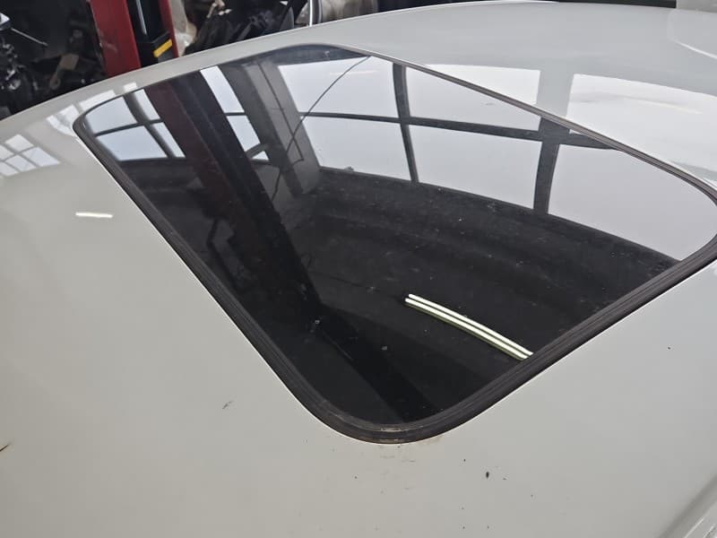Szyberdach Volvo S90 II 16- sedan 10026452E