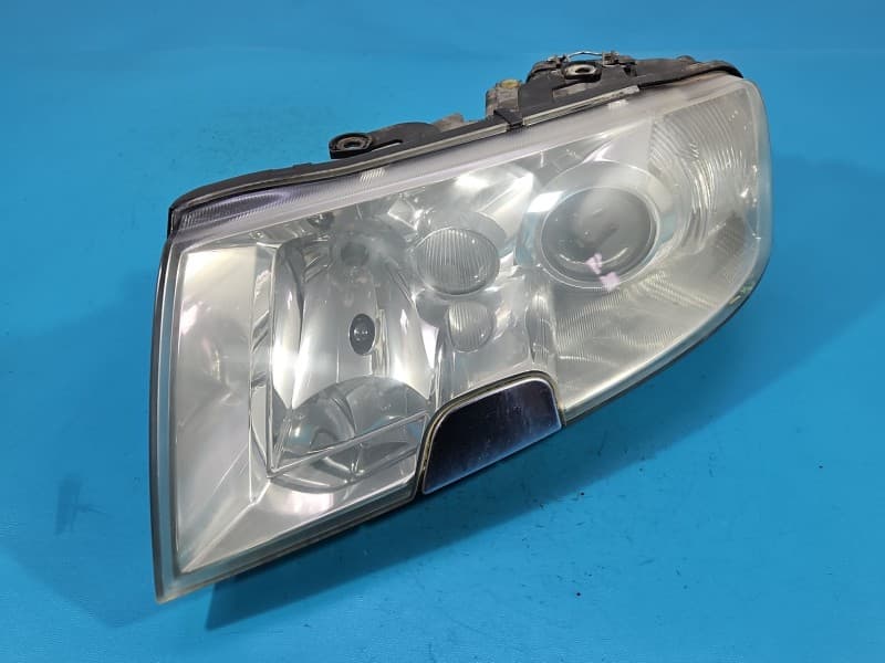 Reflektor lewy lampa przód Skoda Superb I EUROPA 3U1941018H
