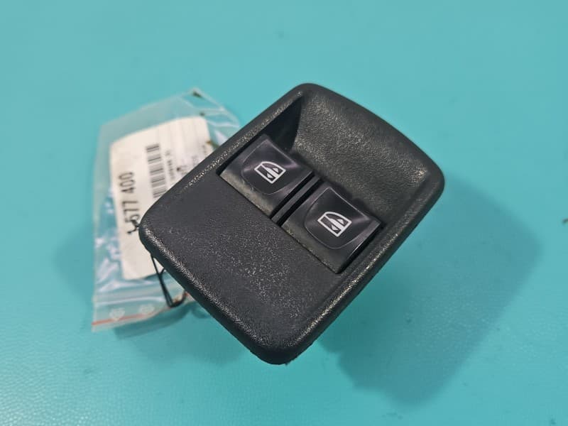 Przełącznik szyb Dacia Dokker EU 254110431R
