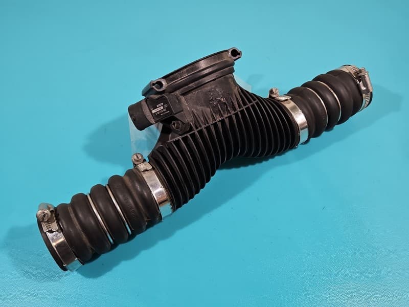 Rura Porsche Cayenne II 4,8 V8 Turbo 7L5145770B 7L145832 przewód trójnik wlot powietrza intercoolera