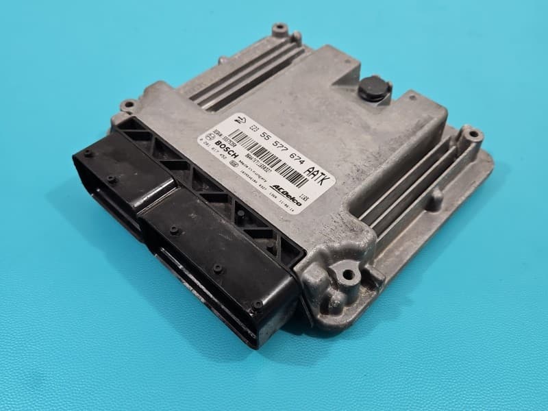 Komputer Sterownik silnika Opel Insignia A 2,0 cdti 55577674 0281017452