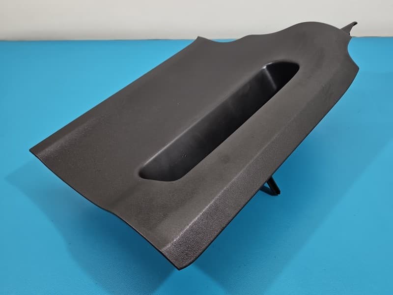 Osłona ZAŚLEPKA PLASTIK Schowek deski rozdzielczej Citroen C4 Cactus 14-20 9800189477
