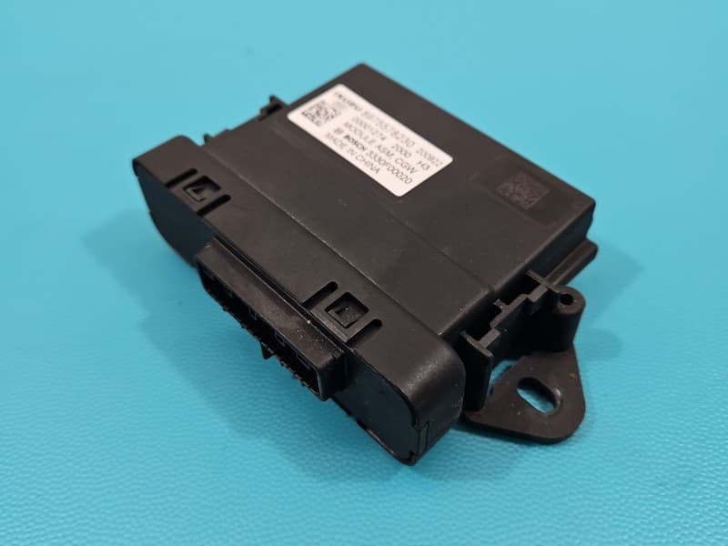 Sterownik moduł Isuzu D-Max III 19- 8975578230 3330F00020