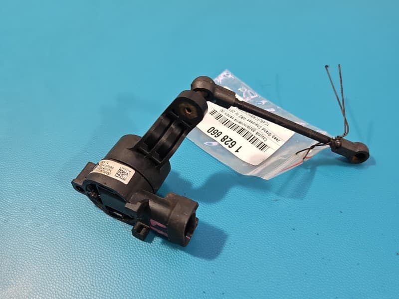Czujnik poziomowania xenon Jeep Grand Cherokee IV WK2 68245329AB