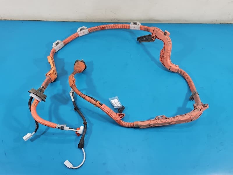 Wiązka instalacja BATERII AKUMULATORA Toyota Auris II 8216402030