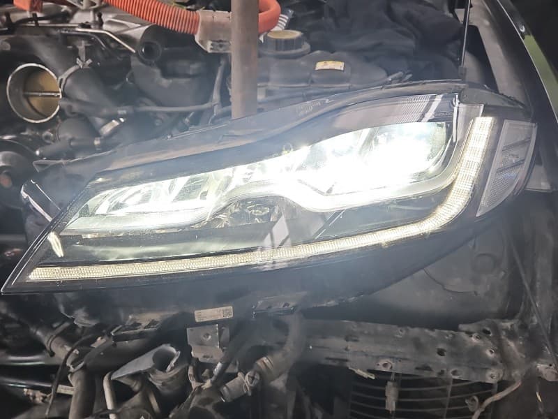 Reflektor lewy lampa przód JAGUAR XF II X260 EUROPA GX63-13W030-LF