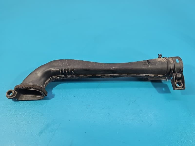 KIEROWNICA Wlot powietrza Ford Transit Courier 14-23 1,5 tdci JT76-9C676-DC