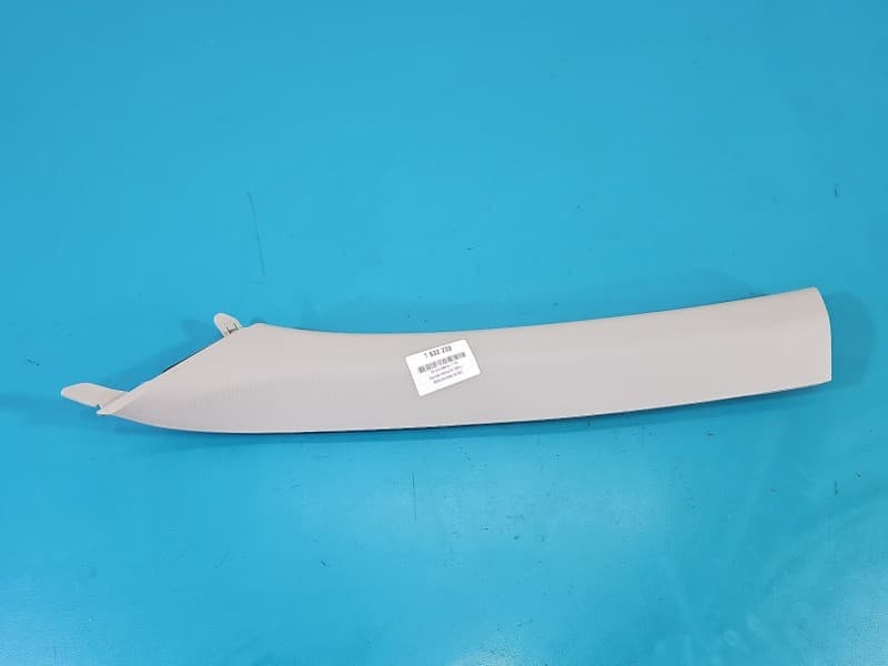 Osłona ZAŚLEPKA PLASTIK słupka lewego Hyundai Elantra VII 20- 85810-AA000