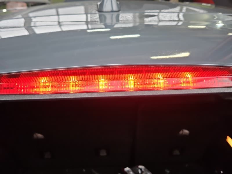 TRZECIE ŚWIATŁO STOP STOPU Jeep Cherokee KL HB 68102902A