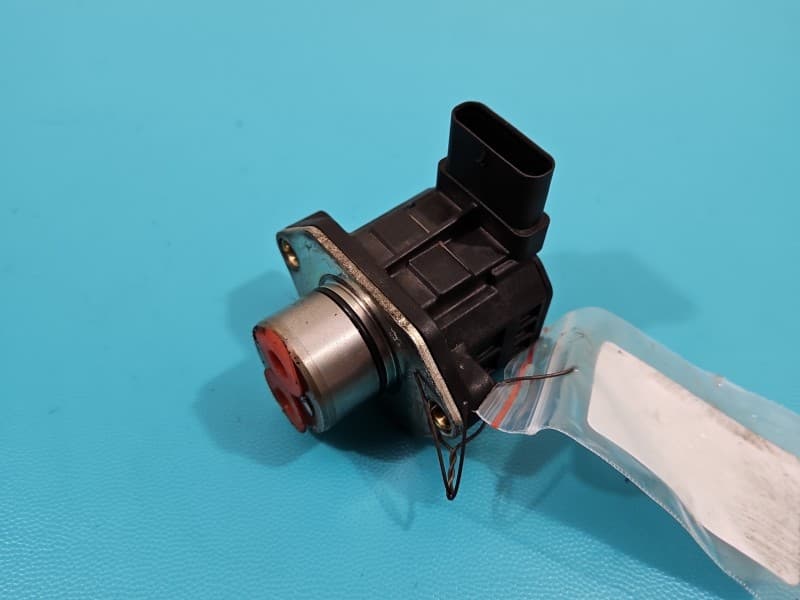 Zawór pozostałe Mercedes GLA X156 13-19 A2709820503 1,6 T