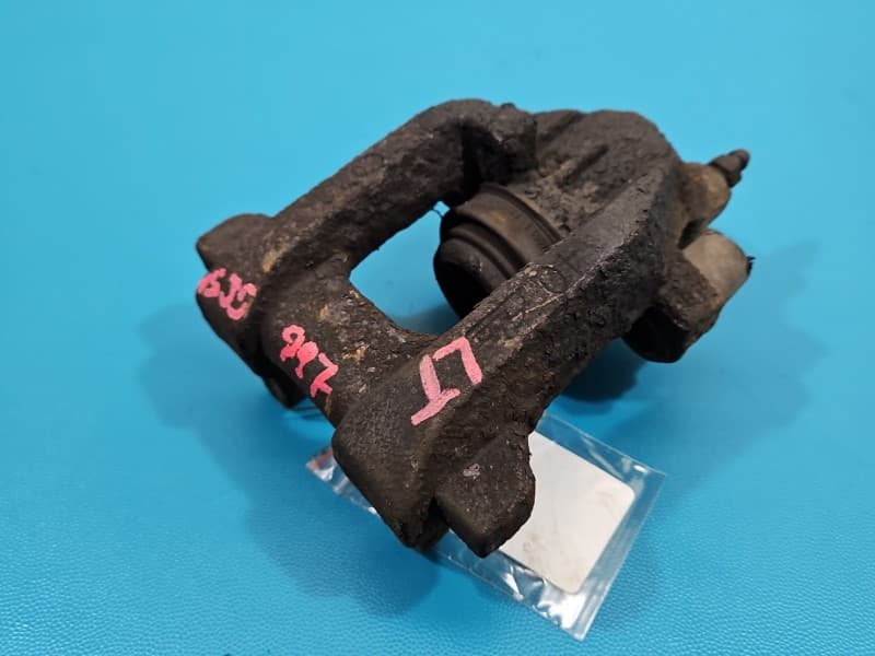 Zacisk tył lewy Mercedes ML W164 3,0 cdi
