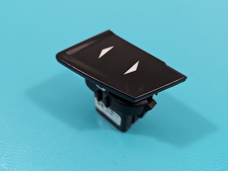 Przełącznik rolety 4 PIN Ford S-max I MK1 10017695 AM2T 1BC683AA