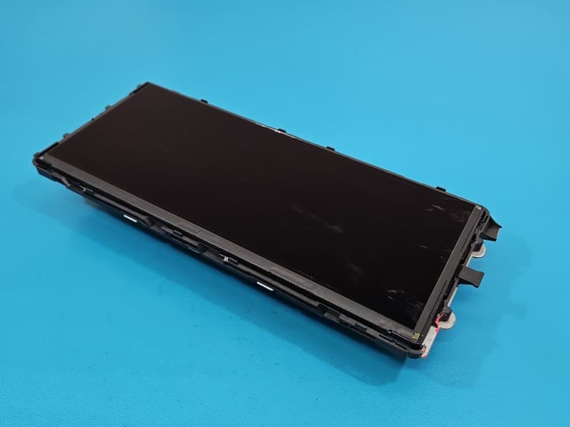 Wyświetlacz monitor Mercedes W213 A2139009220