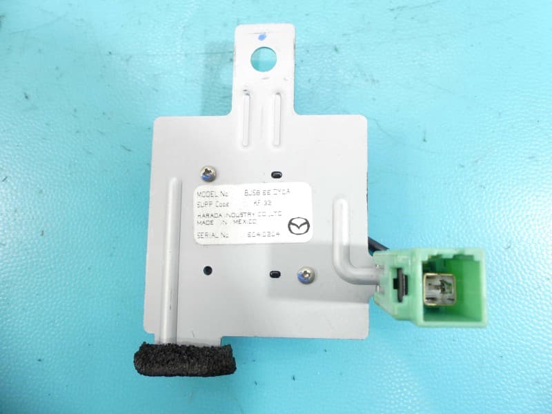 Antena Mazda 3 III BM 13-18 BJ5866DY0A bordowy 41V