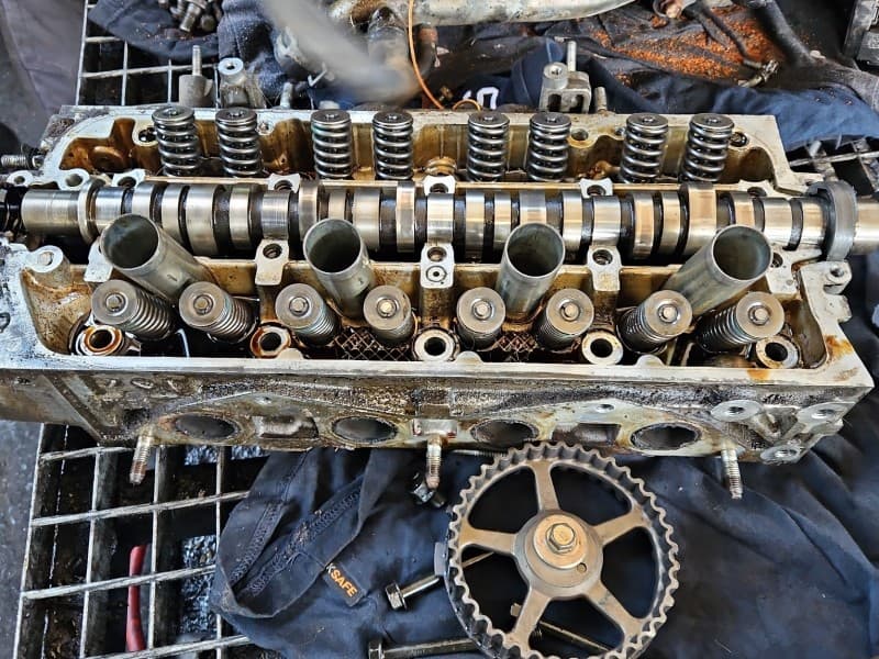 Głowica Honda Fr-v 1,7 16V 125KM