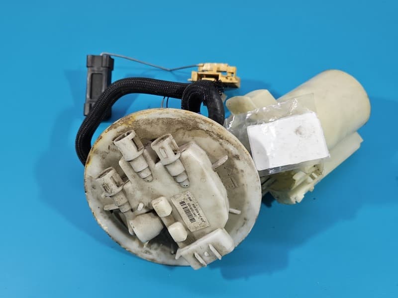 pompka Pompa paliwa Opel Vectra C 1,8 16V 2401020120 228216003004