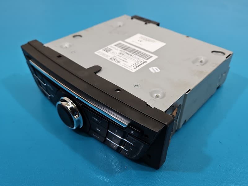 Radio fabryczne Peugeot 301 98134281ZD radioodtwarzacz