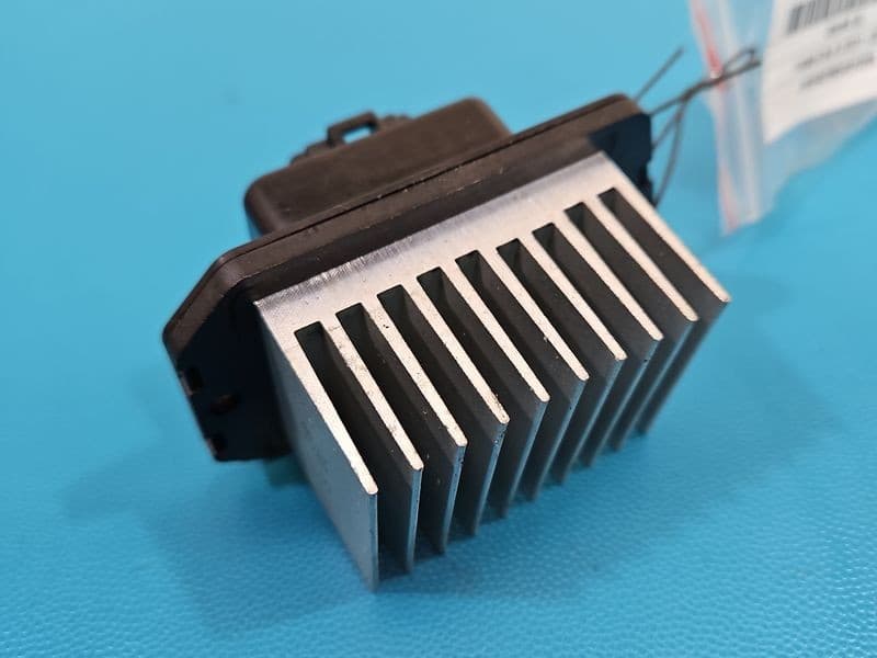 Opornik rezystor Honda Civic IX 077800-1030