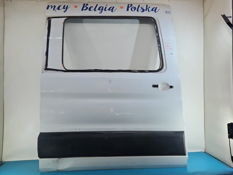 Drzwi przesuwne prawe boczne Ford Transit MK8 13-17 Brak