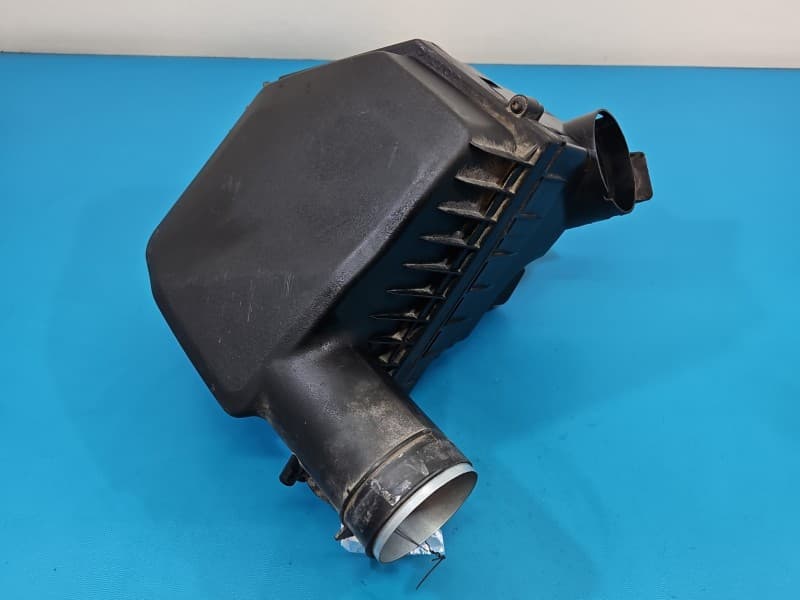Obudowa filtra powietrza Volvo XC60 I 08- 3,2 R6 b6324s 31338030