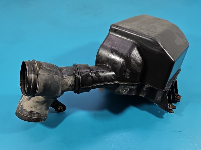 RURA OBUDOWA Rezonator Hyundai Tucson I 2,0 16V 28190-2E000 28211-2E100