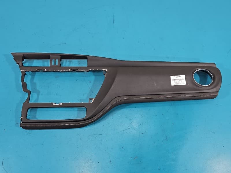 Listwa dekor deski Toyota Auris II 55403-02230 55403-02270 55412-02430 skóra