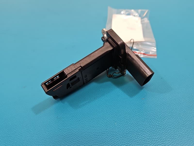 Przepływomierz Ford Focus Mk3 1,6 tdci 4-PIN 7M5112B579BB