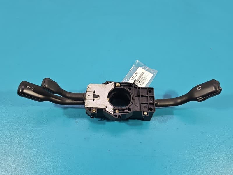 Przełącznik zespolony Audi A4 B5 4D0953513D