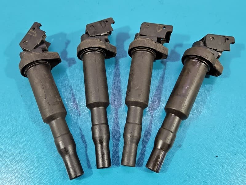 Cewka zapłonowa Peugeot 308 I T7 1,6 16V 10FHBS, PSA5FW 4 szt , jedna cewka jest inna 3 PIN 7594937 221504470 U5055