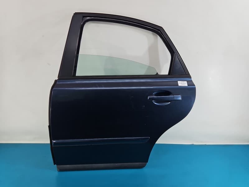 Drzwi tył lewe Volvo S40 II V50 sedan 4d 466-46