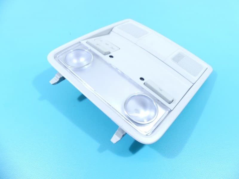 Lampa kabiny lampka Seat Leon III 12- 5F0947105AT