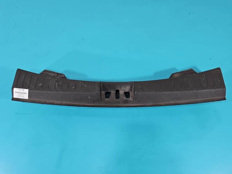 Osłona ZAŚLEPKA PLASTIK RYSY OSŁONA PASA TYLNEGO Ford Escape III 12- GJ54-S404C08-B GB9DA S404C08