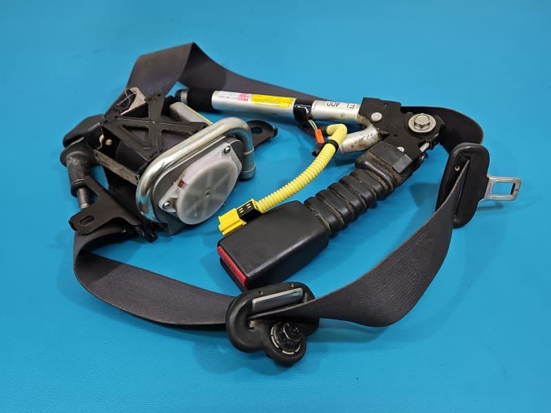 Pas bezpieczeństwa przód lewy kierowcy Hyundai Tucson I EU 88810-2E301 060914AR