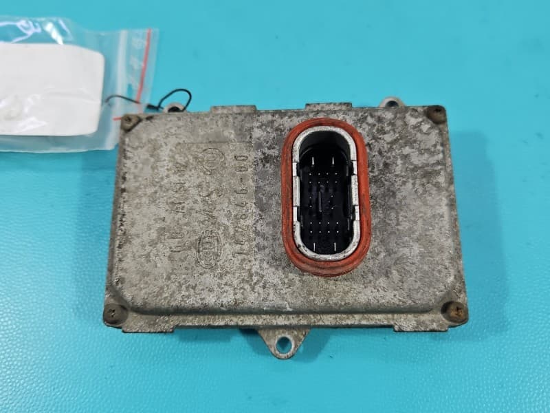 Przetwornica xenon Mercedes ML W164 5DF008704-02 A0038205826