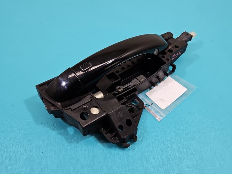 Klamka tył prawa zewnętrzna AUDI A6 C7 4H0837886 czarny lz9y