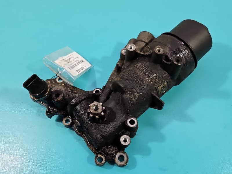Podstawa filtra oleju obudowa Mercedes CLS II C218 W218 218 4,7 V8 278922 A2781800710