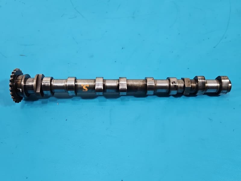 Wałek rozrządu Opel Insignia B 2,0 cdti 5548823901