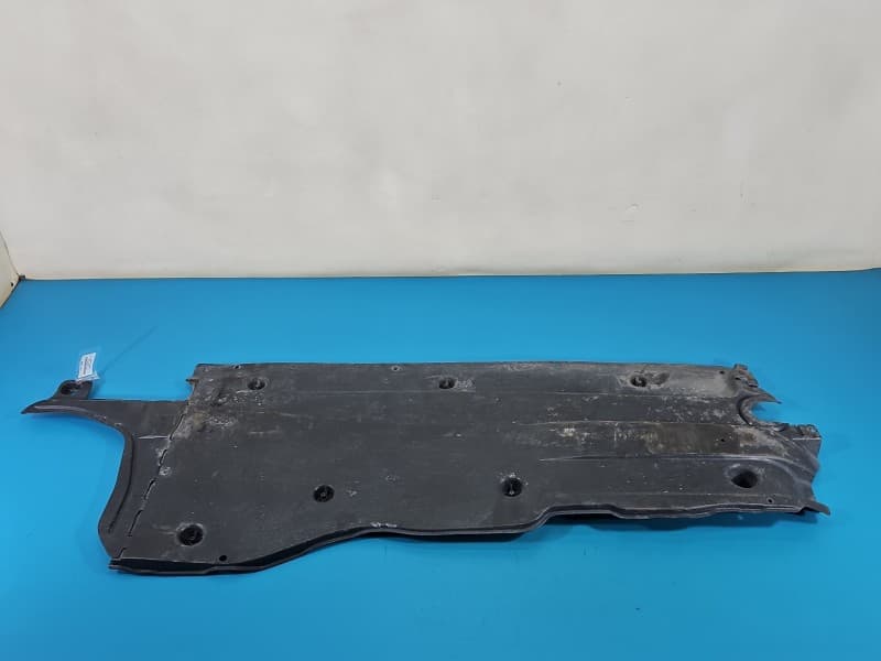 Osłona ZAŚLEPKA PLASTIK PODWOZIA Vw T-Roc 5WA825102A