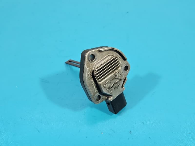 Czujnik poziomu oleju BMW X5 E53 4,4 V8 7508003 6PR007868