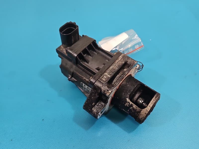 Zawór egr 5PIN Opel Astra IV J 2,0 cdti 55566052