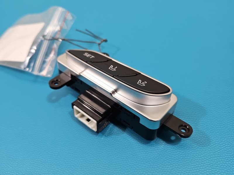 Przełącznik PAMIĘĆ FOTELII 6 PIN Kia Stinger 93250-J5000