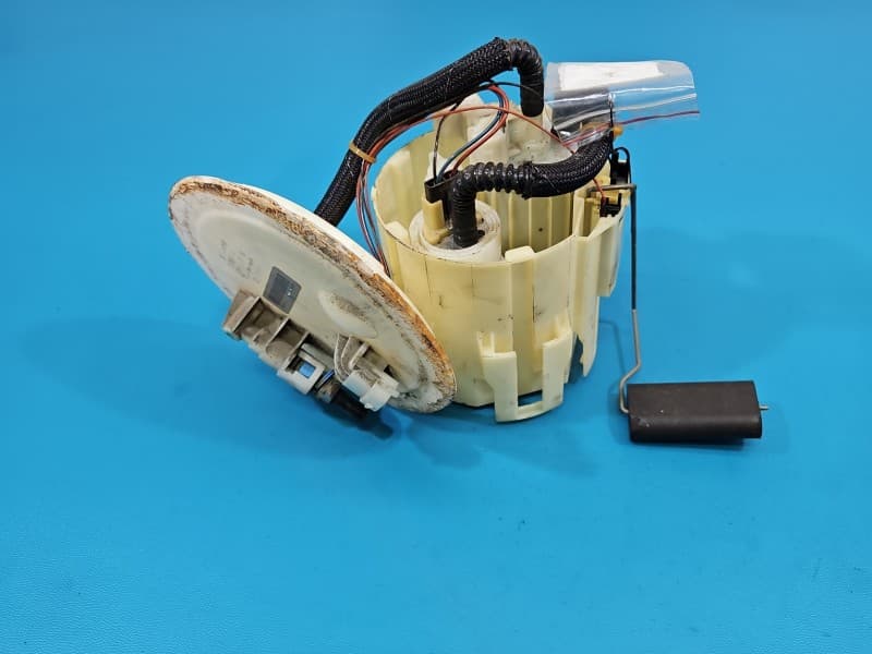 pompka Pompa paliwa Opel Astra III H 1,6 16V Z16XEP 13119487 0580314083 4 pin