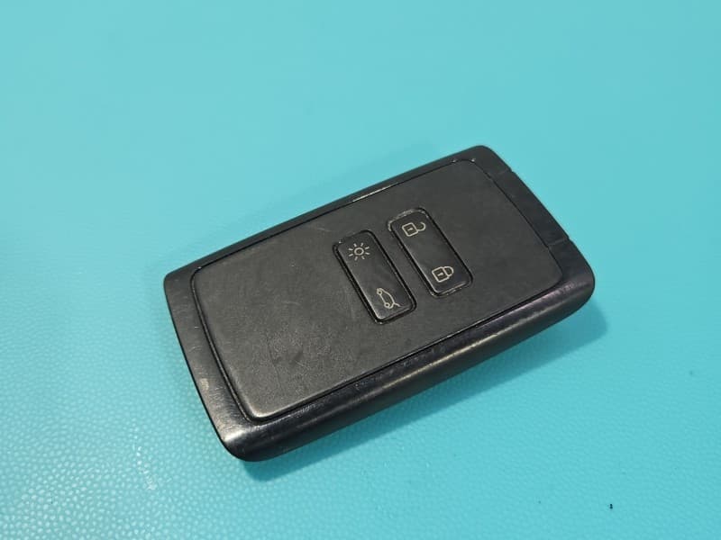PILOT KLUCZYK KEYLESS Renault Clio V 19-