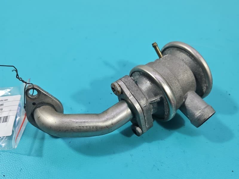 Zawór egr Lewa Audi A7 4G 4,0 V8 TFSI CEUC 06B131101K